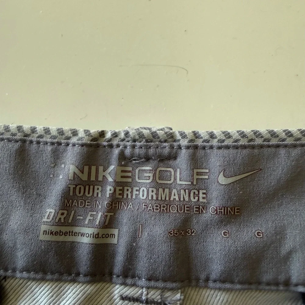 Nike Golf Tour Performance Dri-FIT Pants Mens 35 x 32 Grey Chevron 483599-082